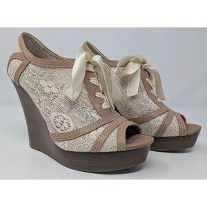 Seychelles Ivory Lace Ribbon Peep Toe Wedge Booties Sz 8 Boho Cottagecore Bridal
